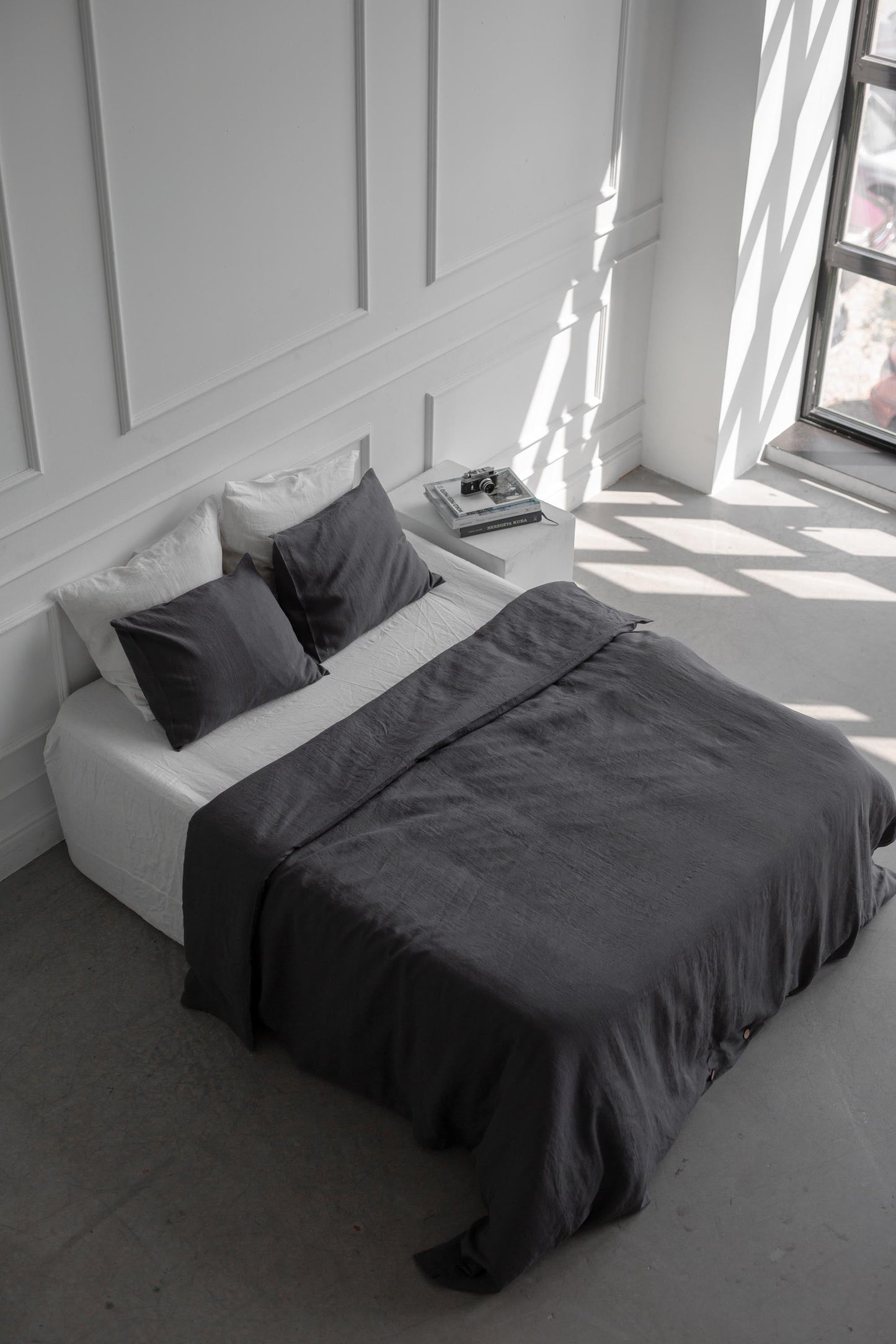 Linen duvet cover in Charcoal