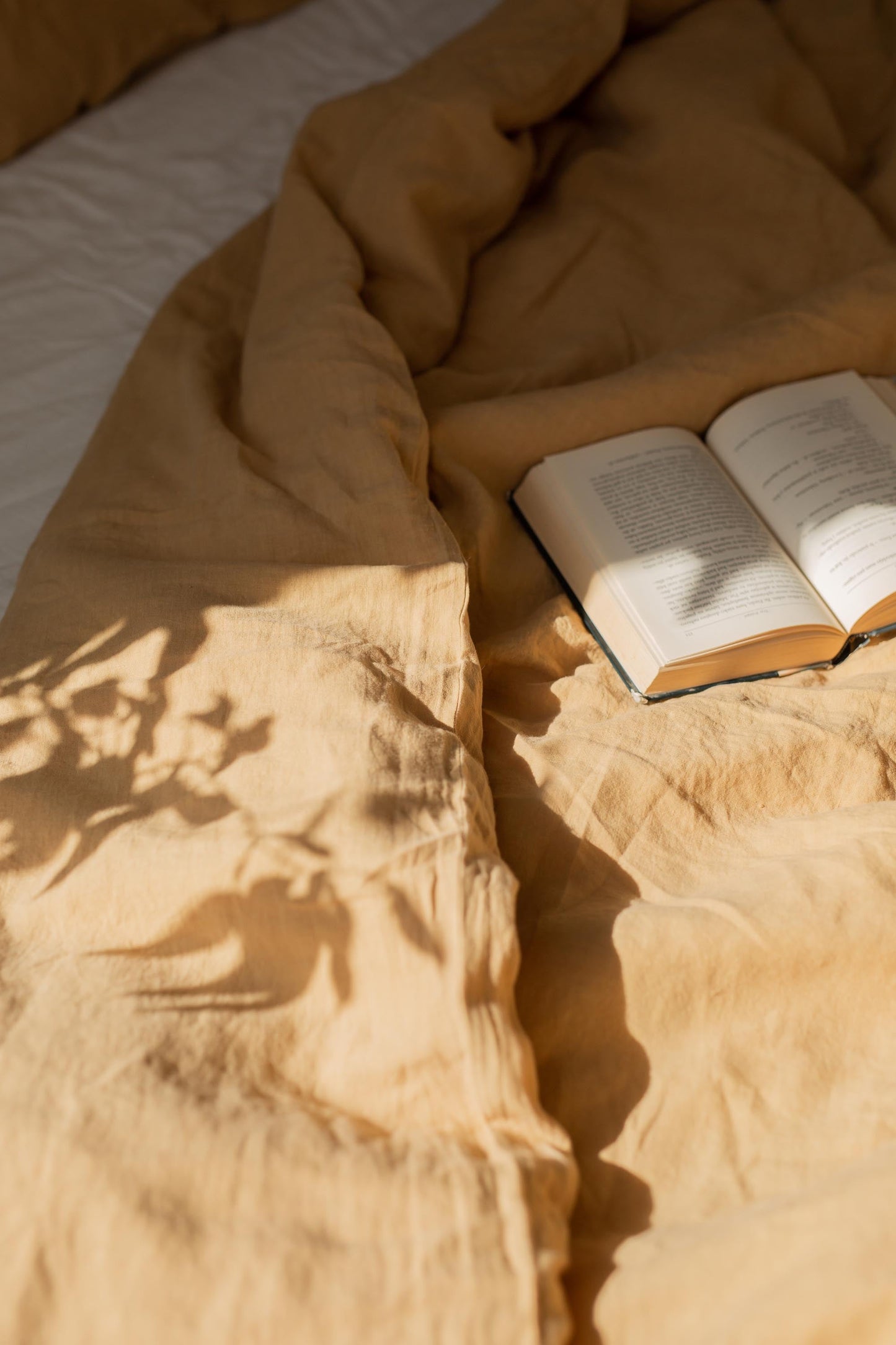 Linen duvet cover in Mustard