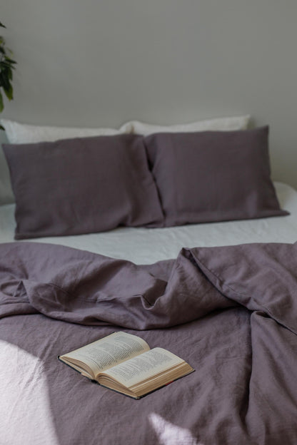 Linen duvet cover in Dusty Lavender