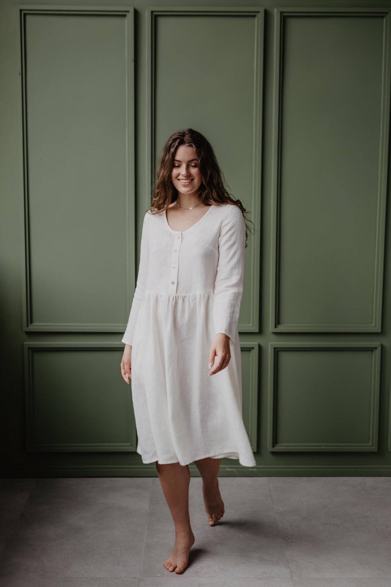 Lapland mid-length linen dress - Linanden