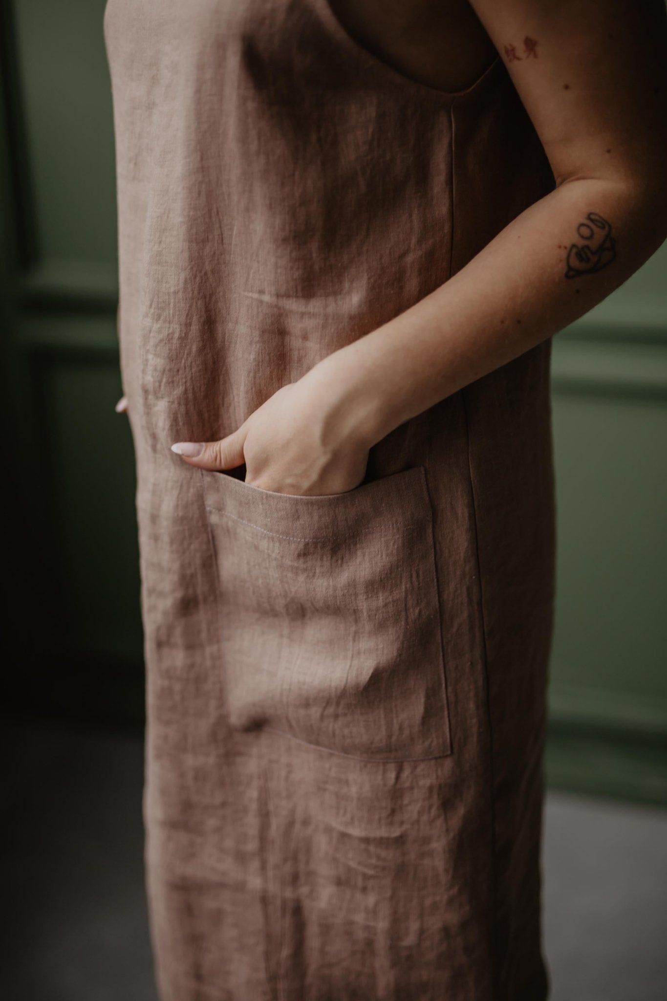 Linen apron dress JADE - Linanden