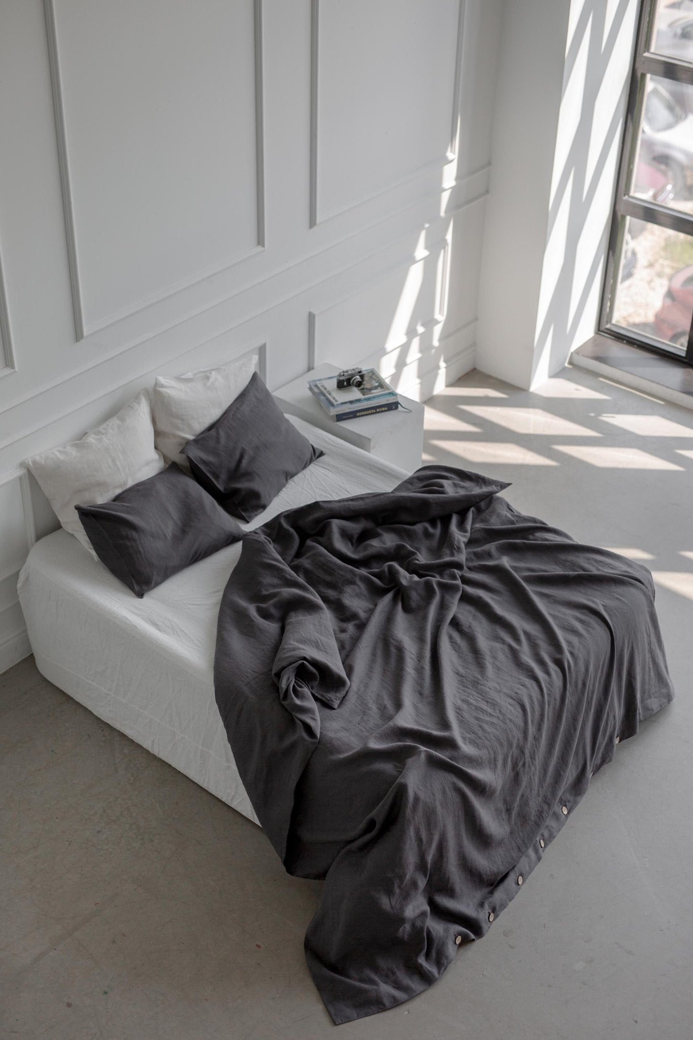 Linen bedding set in Charcoal - Linanden