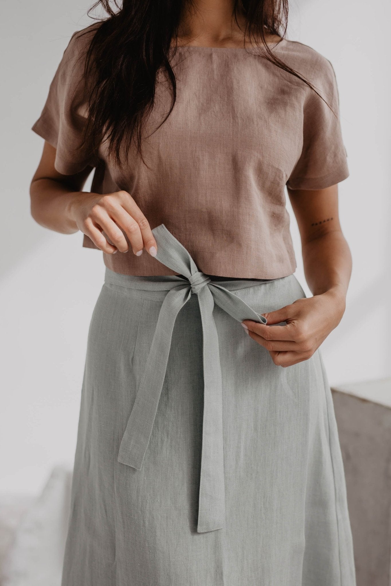 Linen crop top with buttons LISA - Linanden