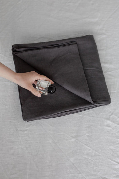 Linen flat sheet in Charcoal - Linanden