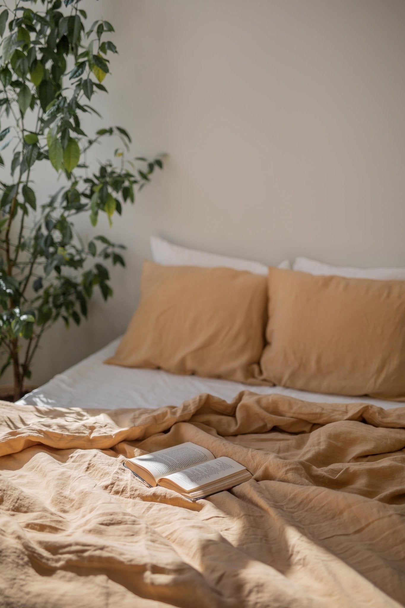 Linen pillowcase in Mustard - Linanden