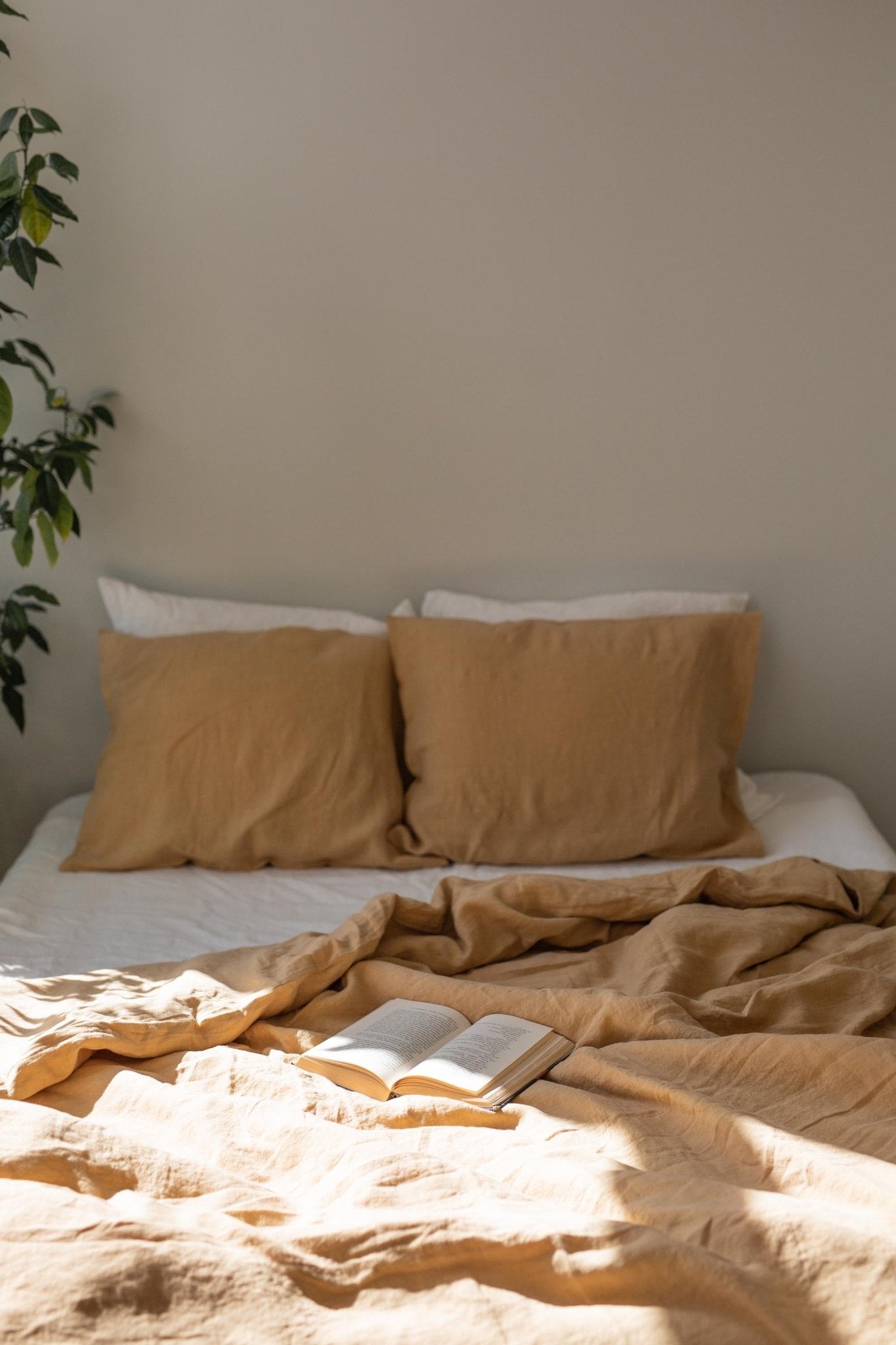 Linen pillowcase in Mustard - Linanden