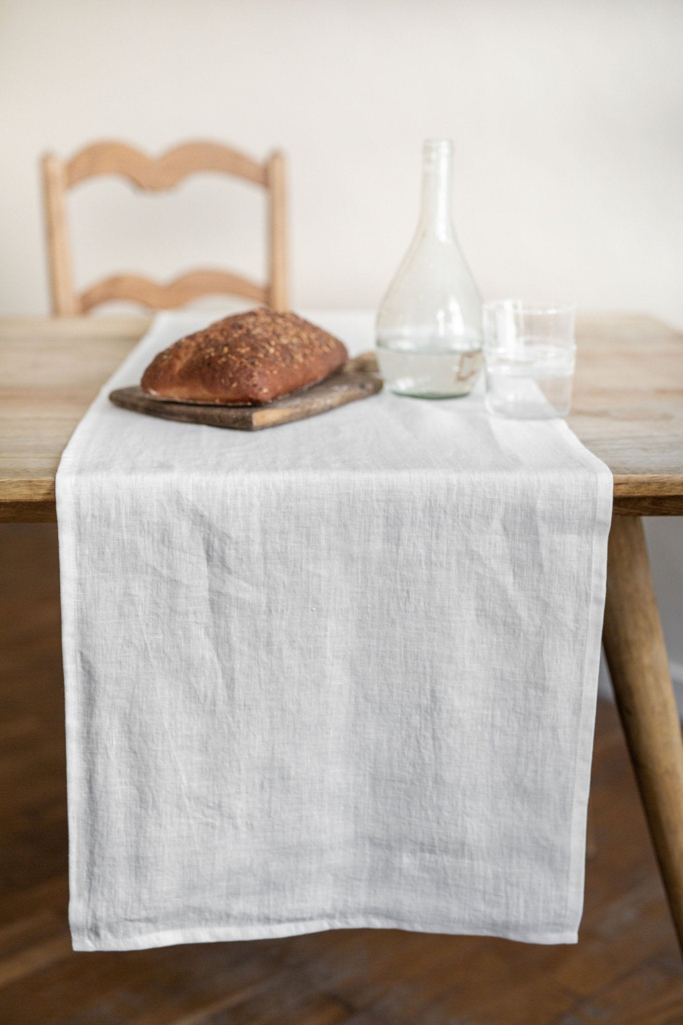 Linen table runner in Cream - Linanden