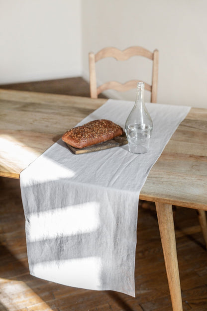 Linen table runner in Cream - Linanden