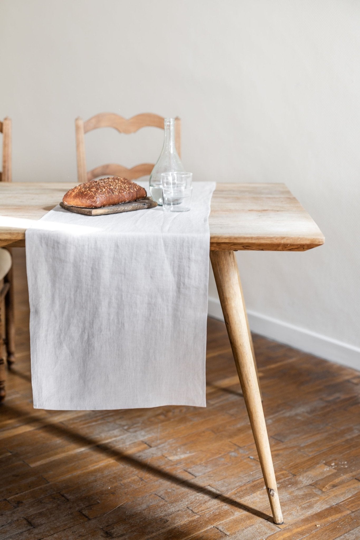 Linen table runner in Cream - Linanden