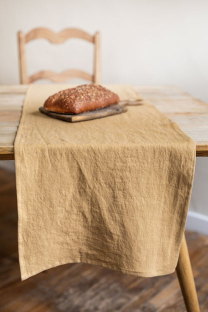 Linen table runner in Mustard - Linanden