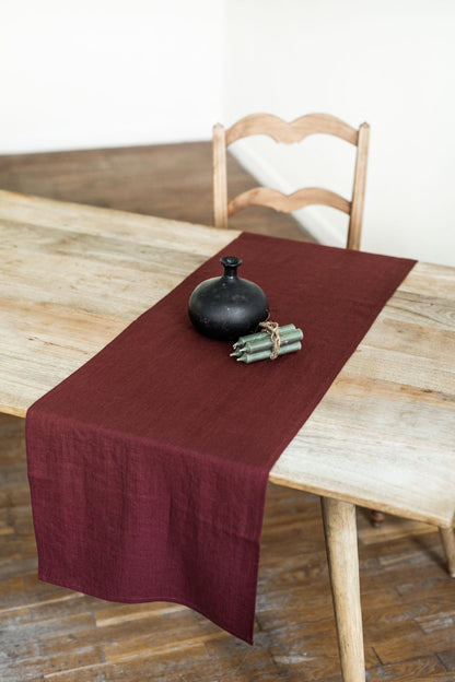 Linen table runner in Terracotta - Linanden