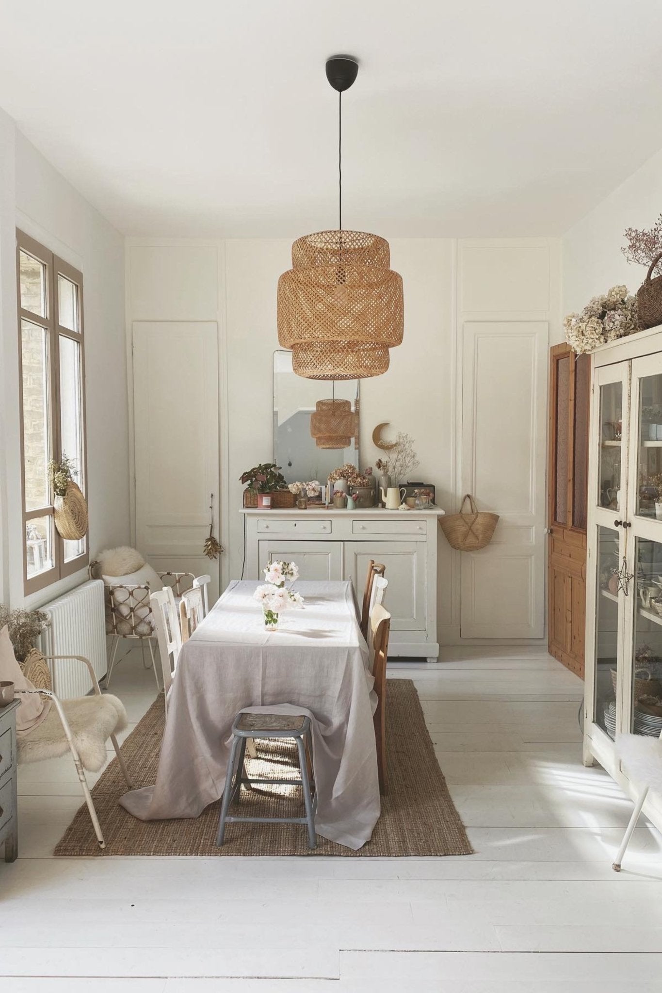 Linen tablecloth in Cream - Linanden