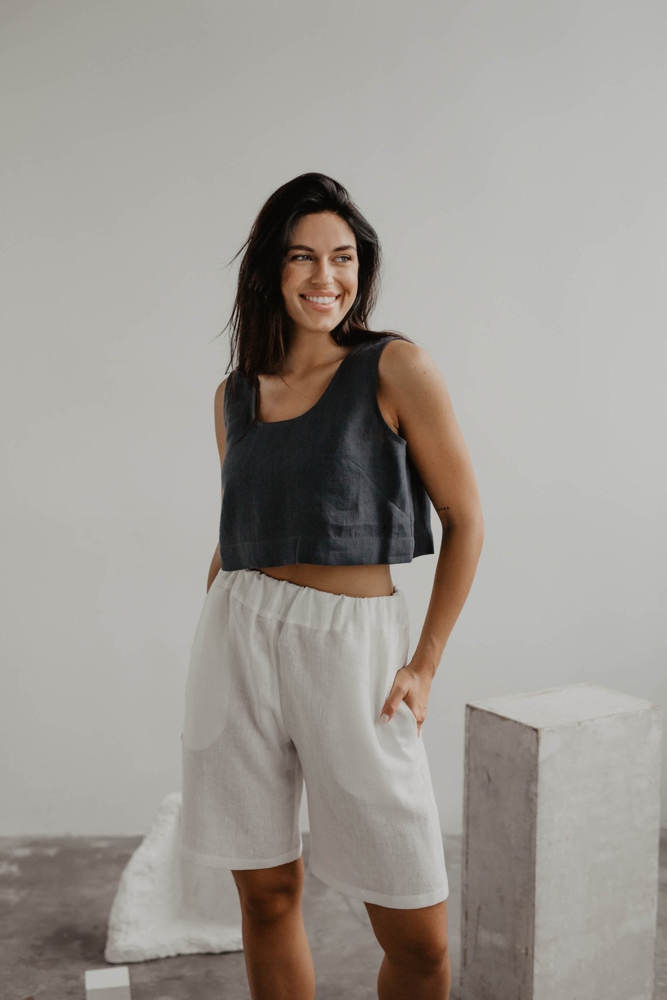 Mini linen crop top PIPPA - Linanden