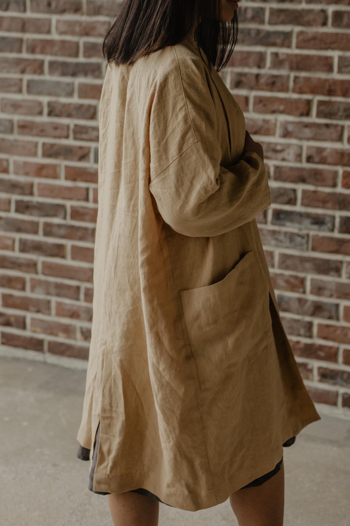 Vilnius mid-length linen coat - Linanden